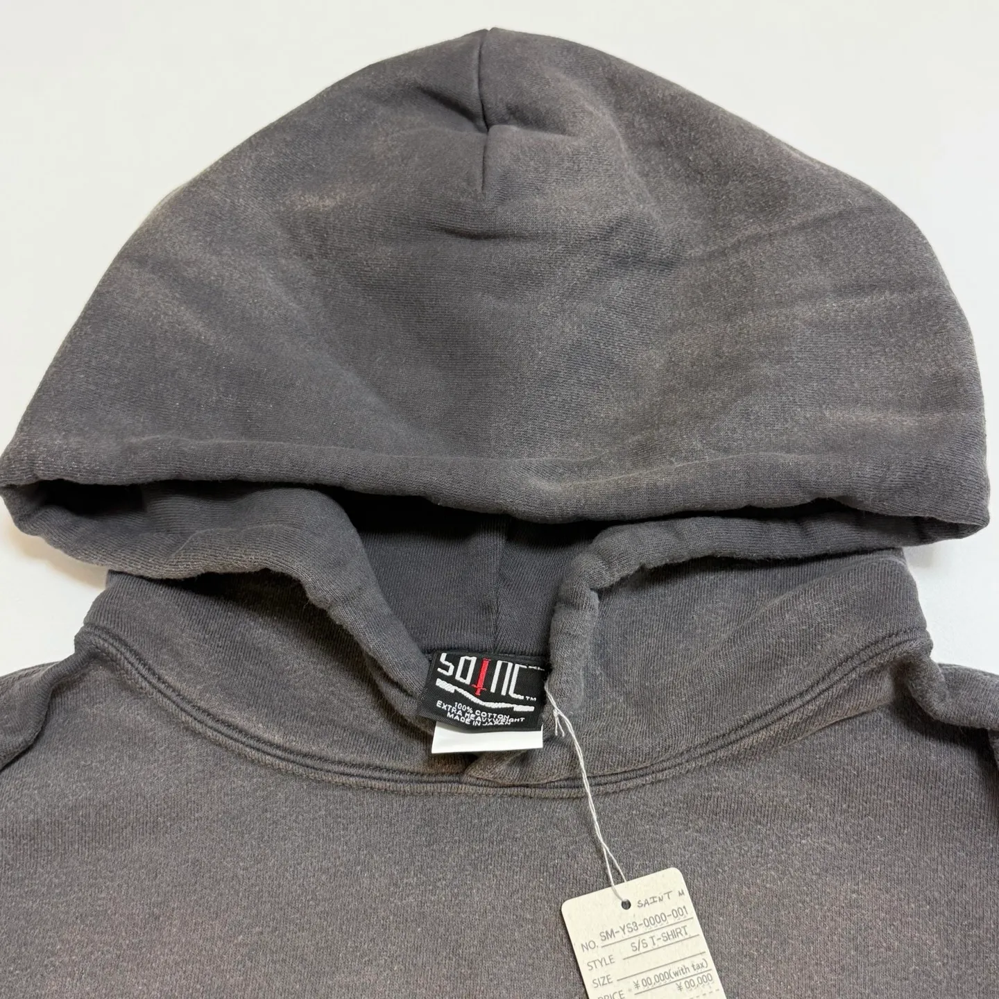 SAINT Mxxxxxx HOODIE/ANARCHY/BLK Mirror reverse SAINT hooded sweatshirt/ANARCHY barrage virgin hoodie S-XL Assute dyeing, heavy washing and water fading, multi-bit wormhole destruction treatment, genuine plate opening and mold opening, the difference is shown in the picture to make the product! Authentic level printing process, correct main mark/wash mark ⚠️Note: This model does not have the little angel mark